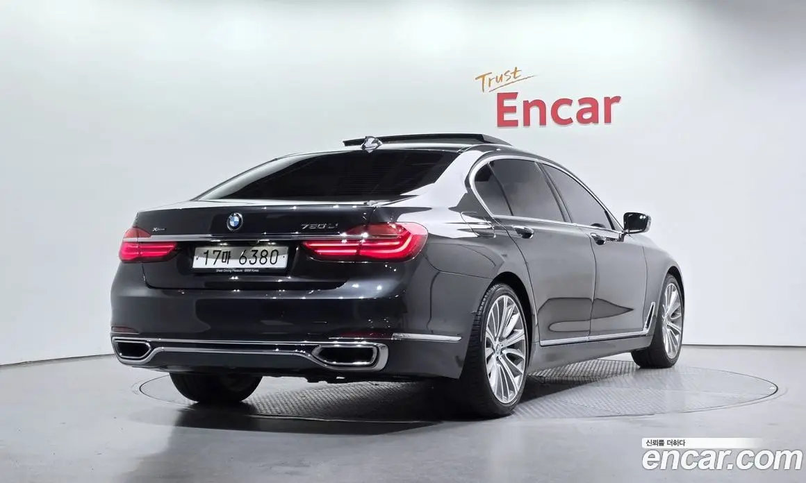BMW 7 серия 2017 4.4 автомат (гидро), фото 2 BMW 7 серия 2017 4.4 автомат (гидро), фото 2