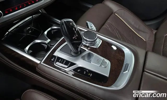 BMW 7 серия 2017 4.4 автомат (гидро), миниатюра 12