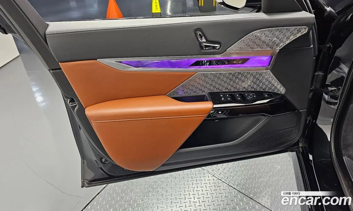 BMW 7 серия 2024 3.0 автомат (гидро), фото 13