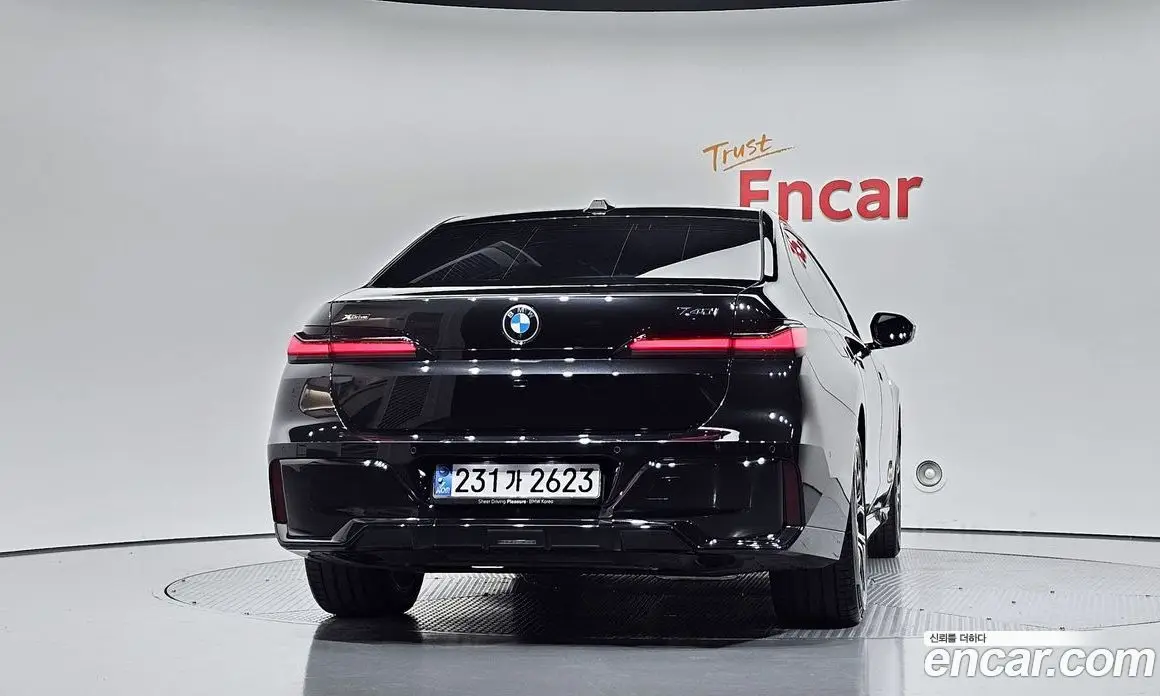 BMW 7 серия 2024 3.0 автомат (гидро), фото 3