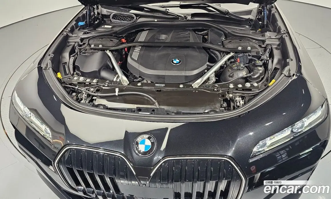 BMW 7 серия 2024 3.0 автомат (гидро), фото 5