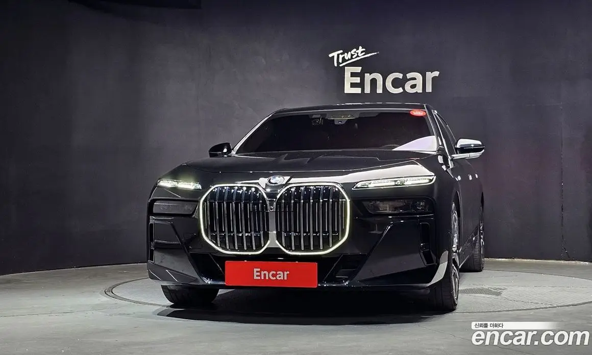 BMW 7 серия 2025 3.0 автомат (гидро), фото 3