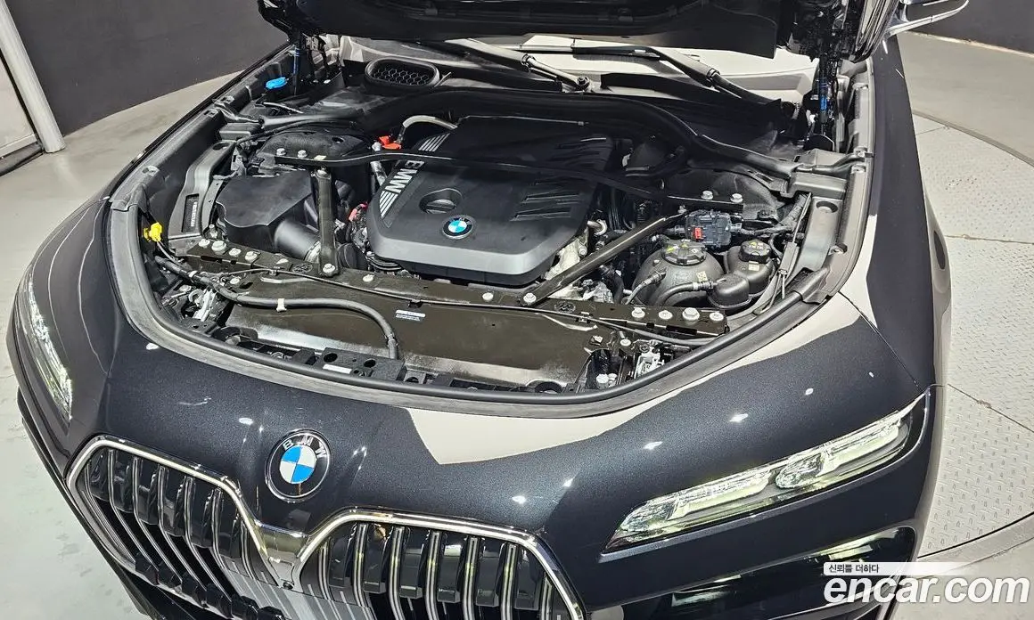 BMW 7 серия 2025 3.0 автомат (гидро), фото 6