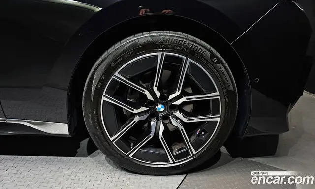 BMW 7 серия 2025 3.0 автомат (гидро), миниатюра 7