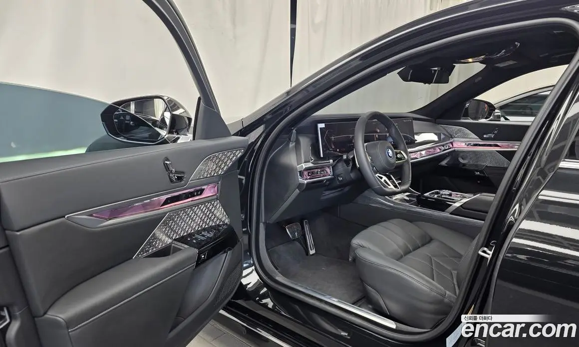 BMW 7 серия 2026 3.0 автомат (гидро), фото 13 BMW 7 серия 2026 3.0 автомат (гидро), фото 13