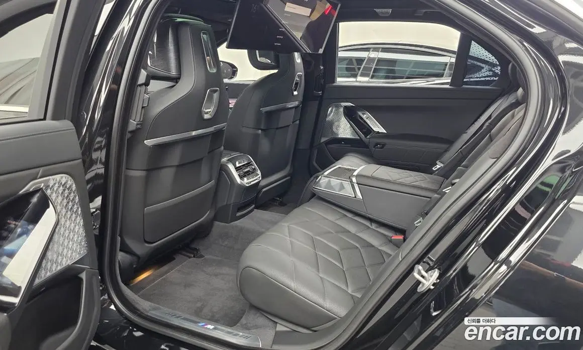 BMW 7 серия 2026 3.0 автомат (гидро), фото 16 BMW 7 серия 2026 3.0 автомат (гидро), фото 16