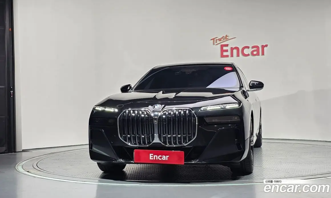 BMW 7 серия 2026 3.0 автомат (гидро), фото 3 BMW 7 серия 2026 3.0 автомат (гидро), фото 3