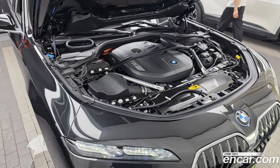 BMW 7 серия 2026 3.0 автомат (гидро), фото 6 BMW 7 серия 2026 3.0 автомат (гидро), фото 6