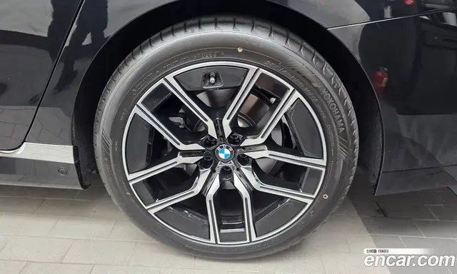 BMW 7 серия 2026 3.0 автомат (гидро), миниатюра 7