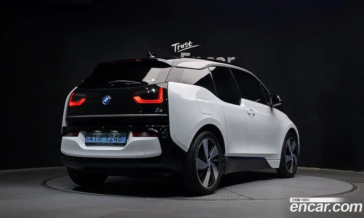 BMW i3 2018 автомат (гидро), фото 2 BMW i3 2018 автомат (гидро), фото 2