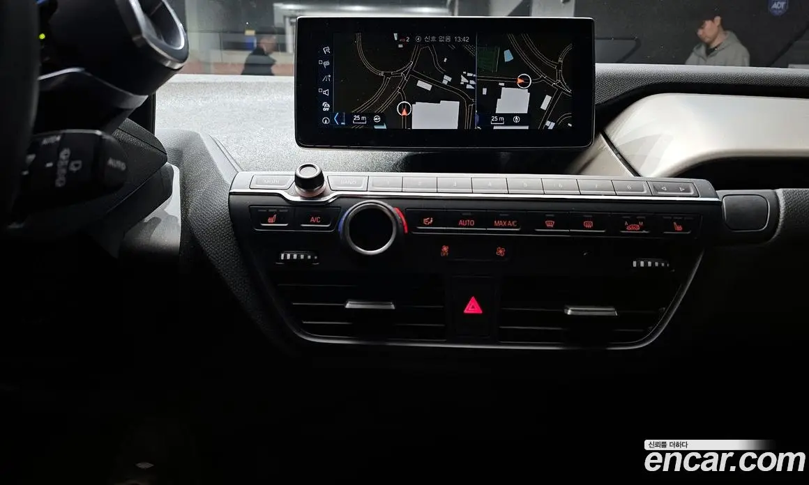 BMW i3 2018 автомат (гидро), фото 20 BMW i3 2018 автомат (гидро), фото 20