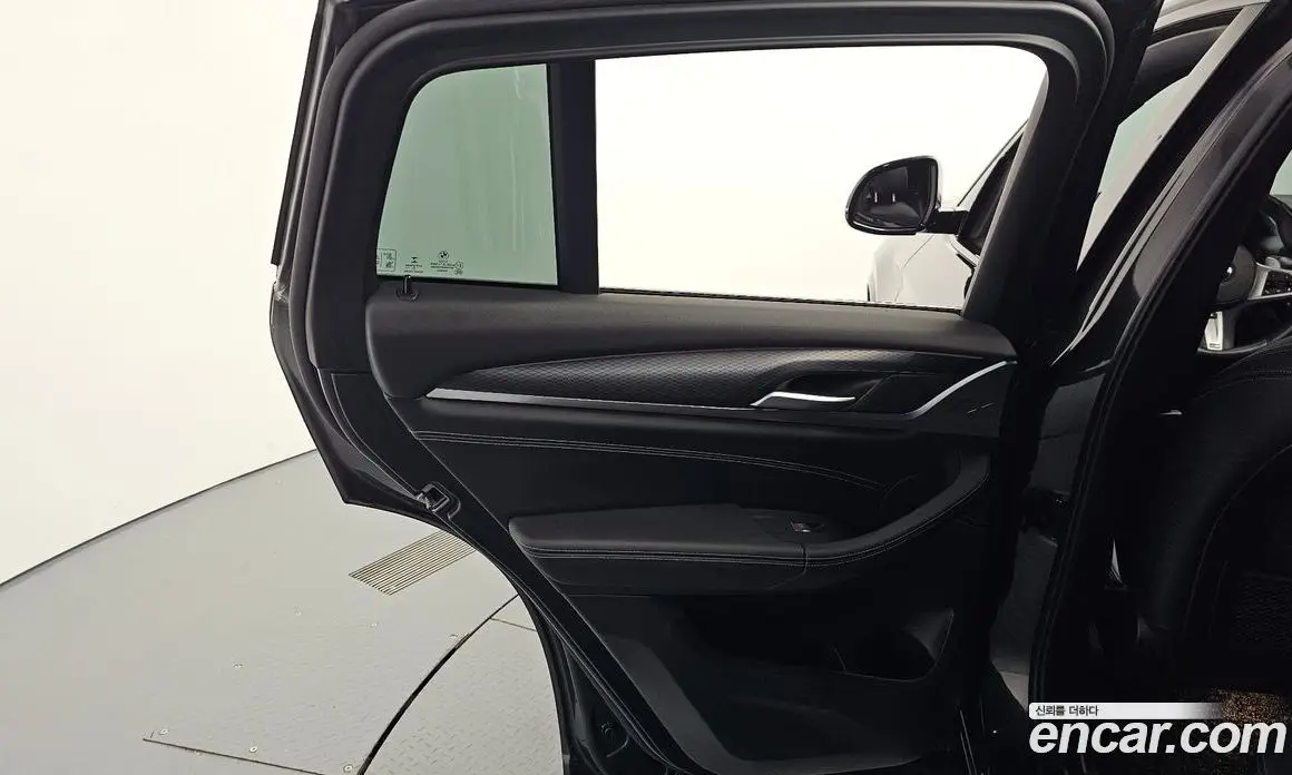 BMW X4 2022 2.0 автомат (гидро), фото 15