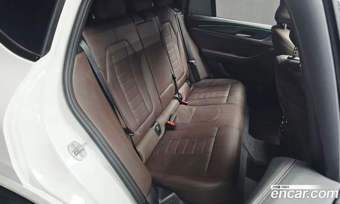 BMW X4 2025 2.0 автомат (гидро), фото 18 BMW X4 2025 2.0 автомат (гидро), фото 18