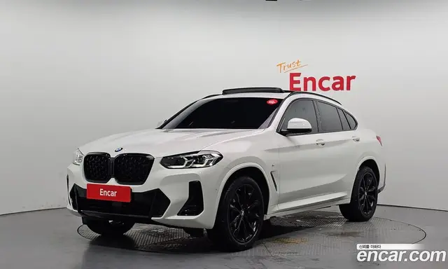 BMW X4, 2025, 9 768 км