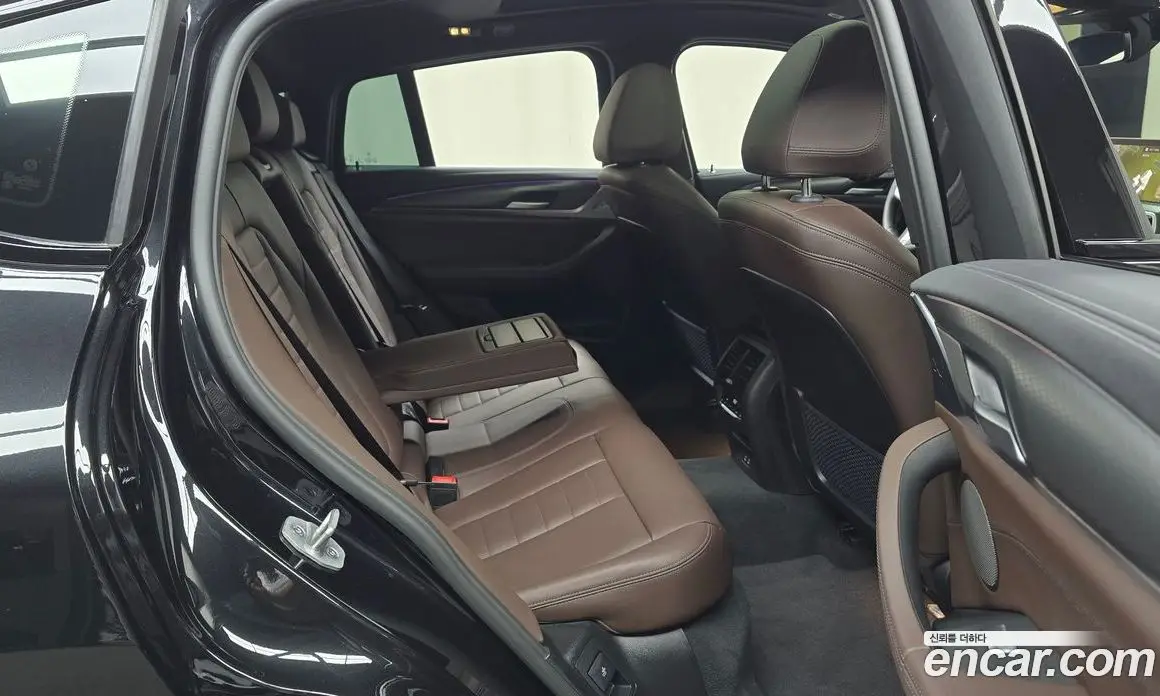 BMW X4 2025 2.0 автомат (гидро), фото 16