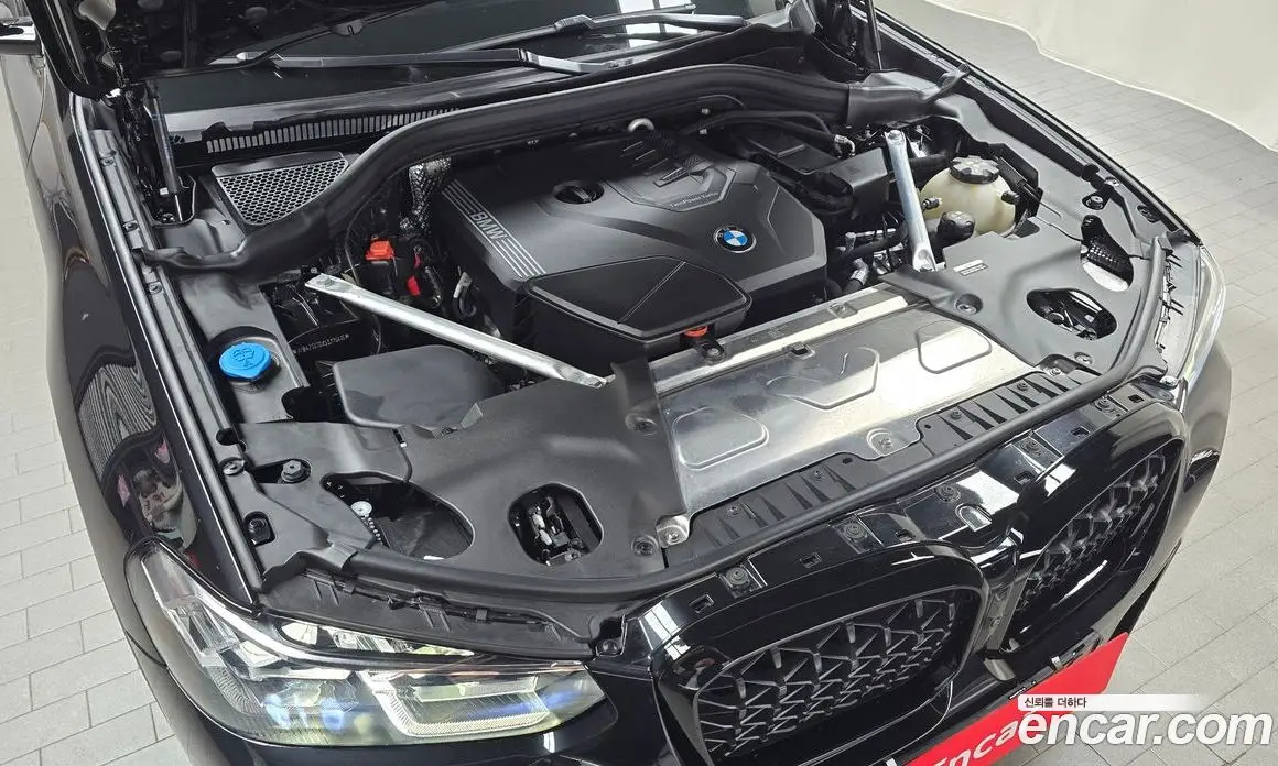 BMW X4 2025 2.0 автомат (гидро), фото 5
