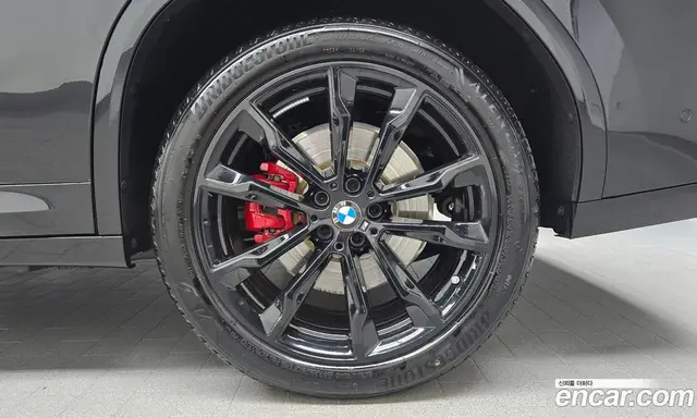 BMW X4 2025 2.0 автомат (гидро), миниатюра 6