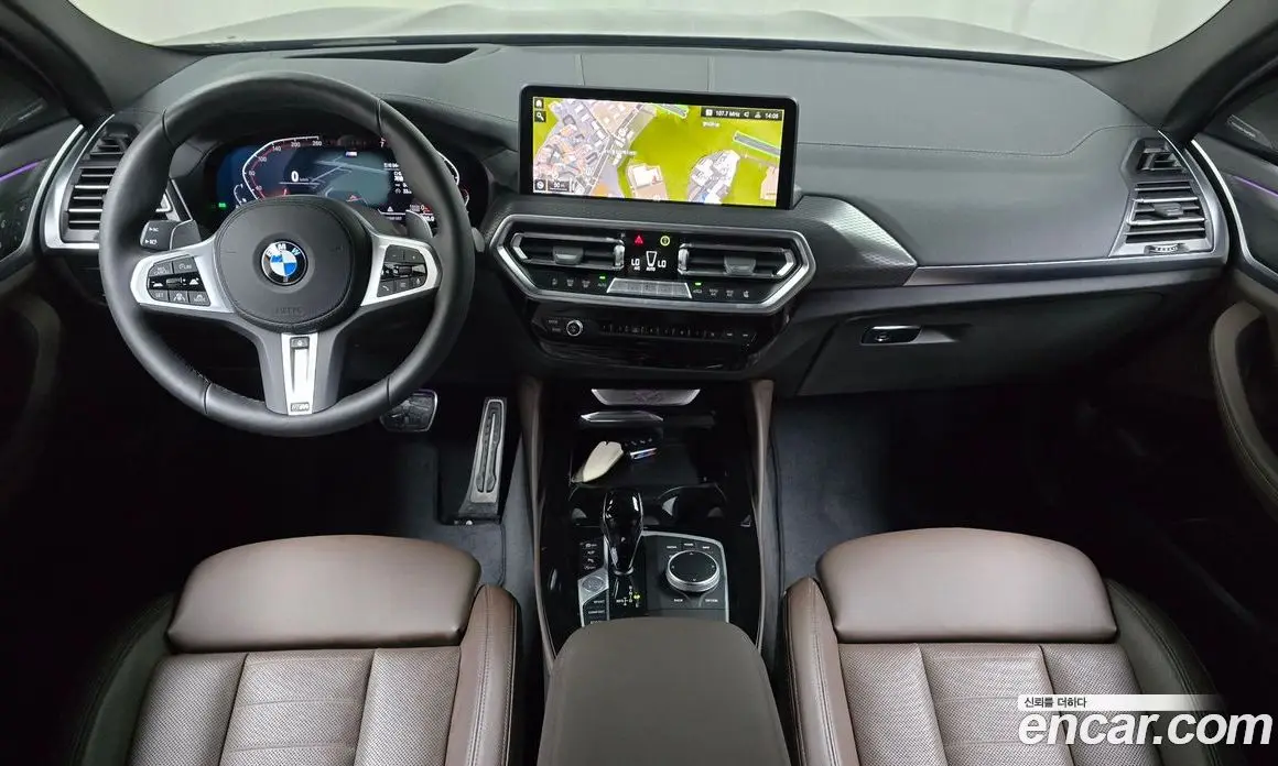 BMW X4 2025 2.0 автомат (гидро), фото 9