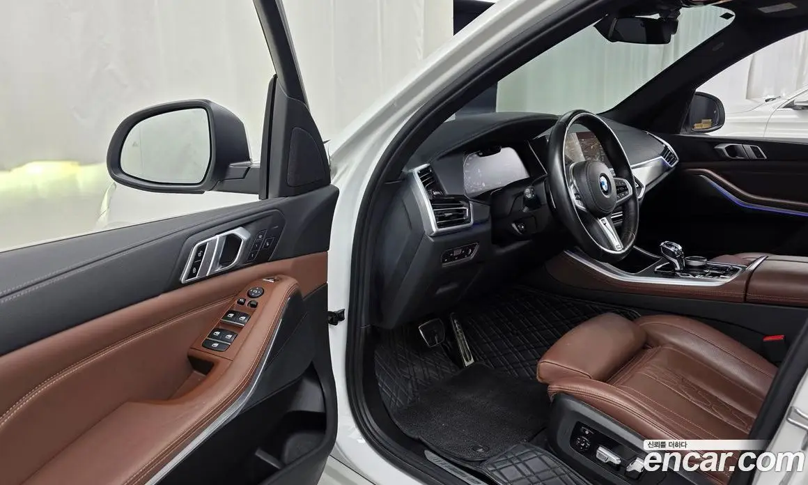 BMW X5 2022 3.0 автомат (гидро), фото 13