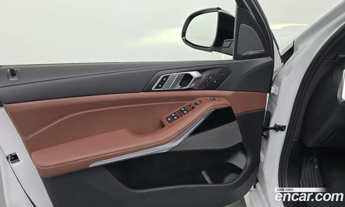 BMW X5 2025 3.0 автомат (гидро), фото 14