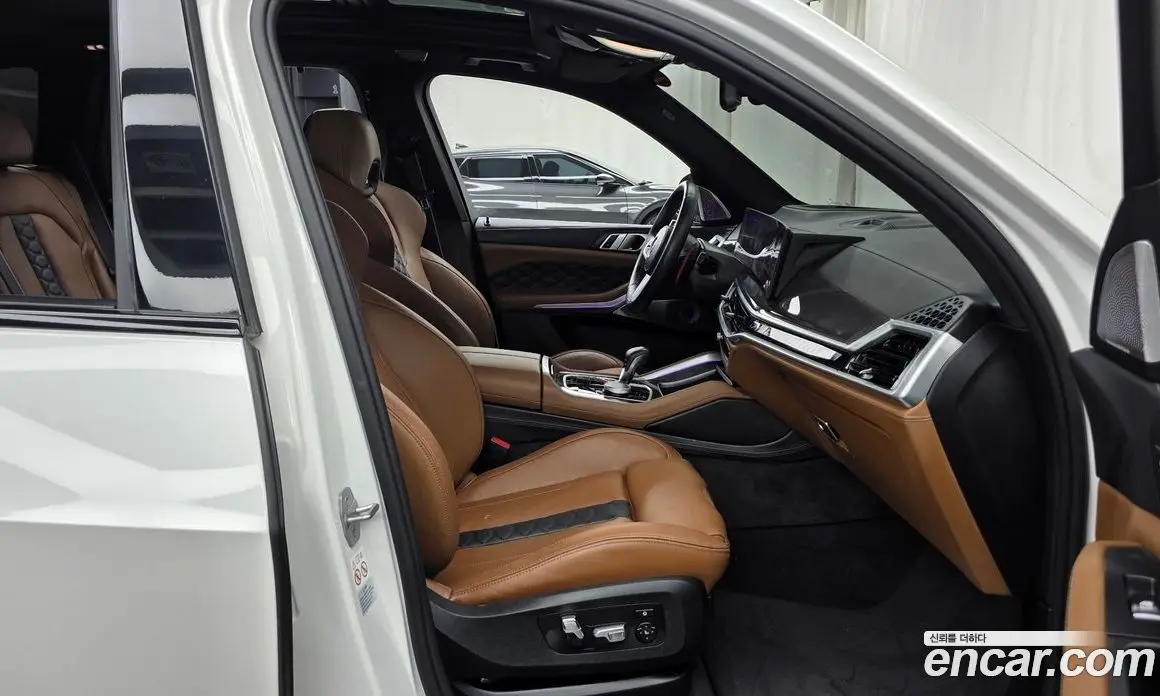 BMW X5M 2024 4.4 автомат (гидро), фото 17 BMW X5M 2024 4.4 автомат (гидро), фото 17