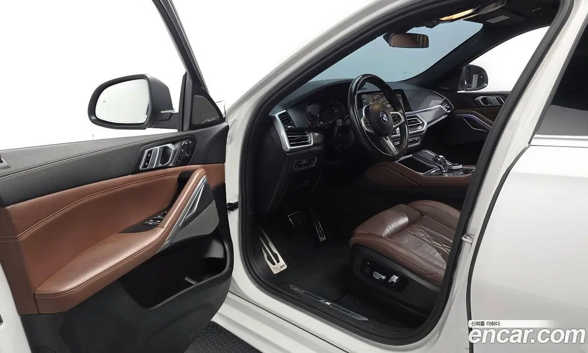 BMW X6 2022 3.0 автомат (гидро), фото 13