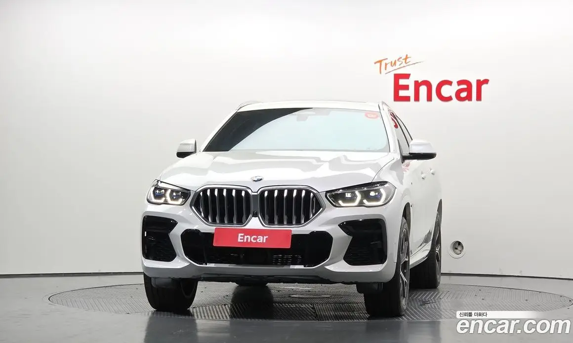 BMW X6 2022 3.0 автомат (гидро), фото 3