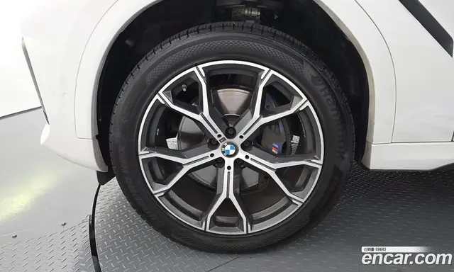 BMW X6 2022 3.0 автомат (гидро), миниатюра 5