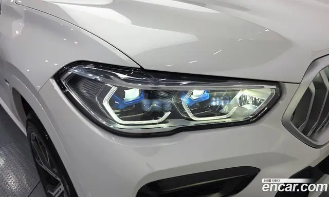 BMW X6 2022 3.0 автомат (гидро), миниатюра 8