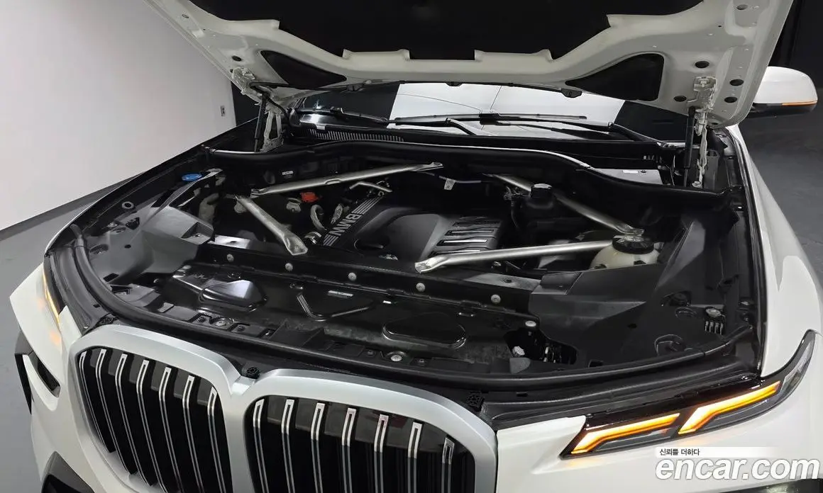 BMW X7 2024 3.0 автомат (гидро), фото 6 BMW X7 2024 3.0 автомат (гидро), фото 6
