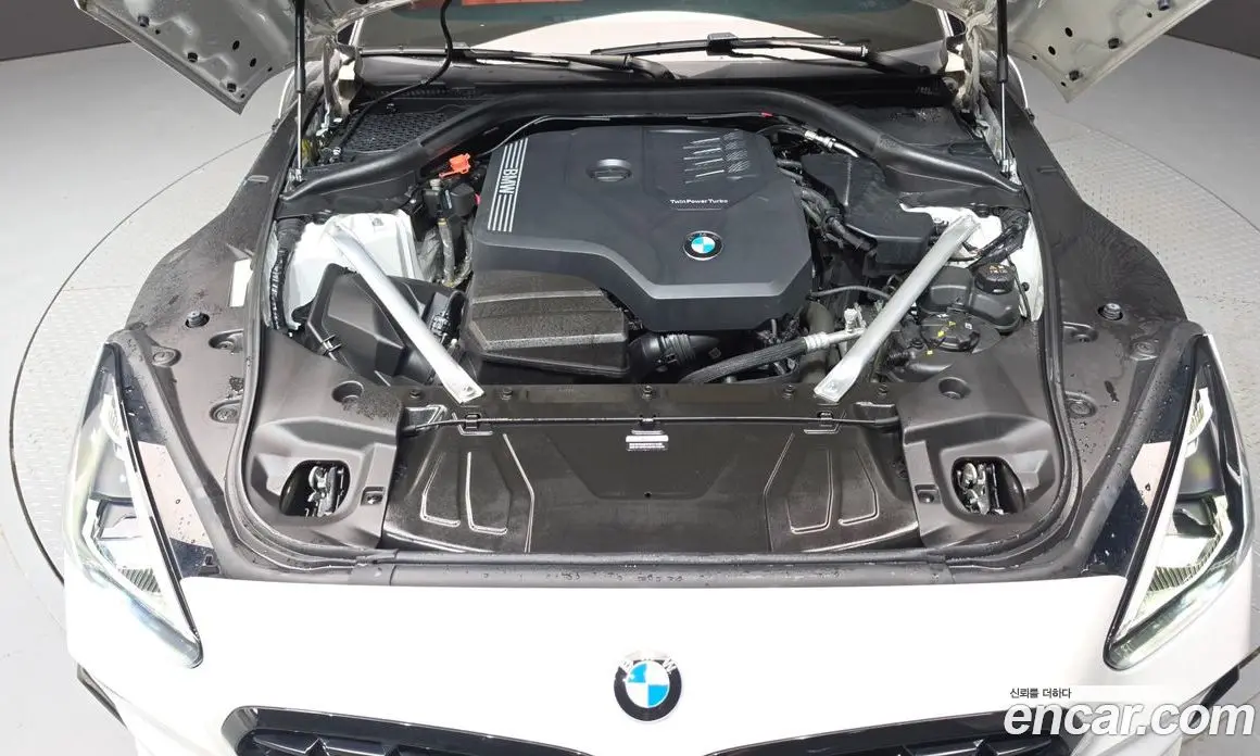 BMW Z4 2024 2.0 автомат (гидро), фото 6 BMW Z4 2024 2.0 автомат (гидро), фото 6