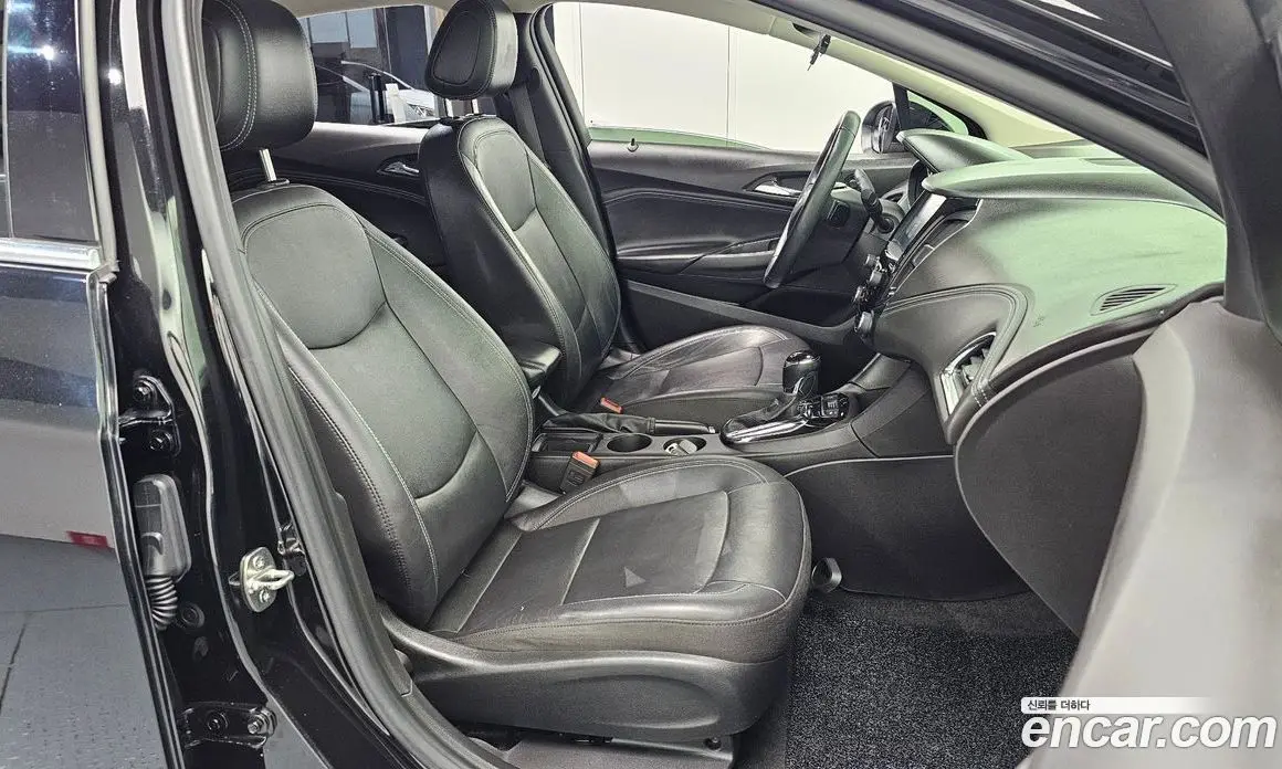 Chevrolet Cruze 2017 1.4 автомат (гидро), фото 16 Chevrolet Cruze 2017 1.4 автомат (гидро), фото 16