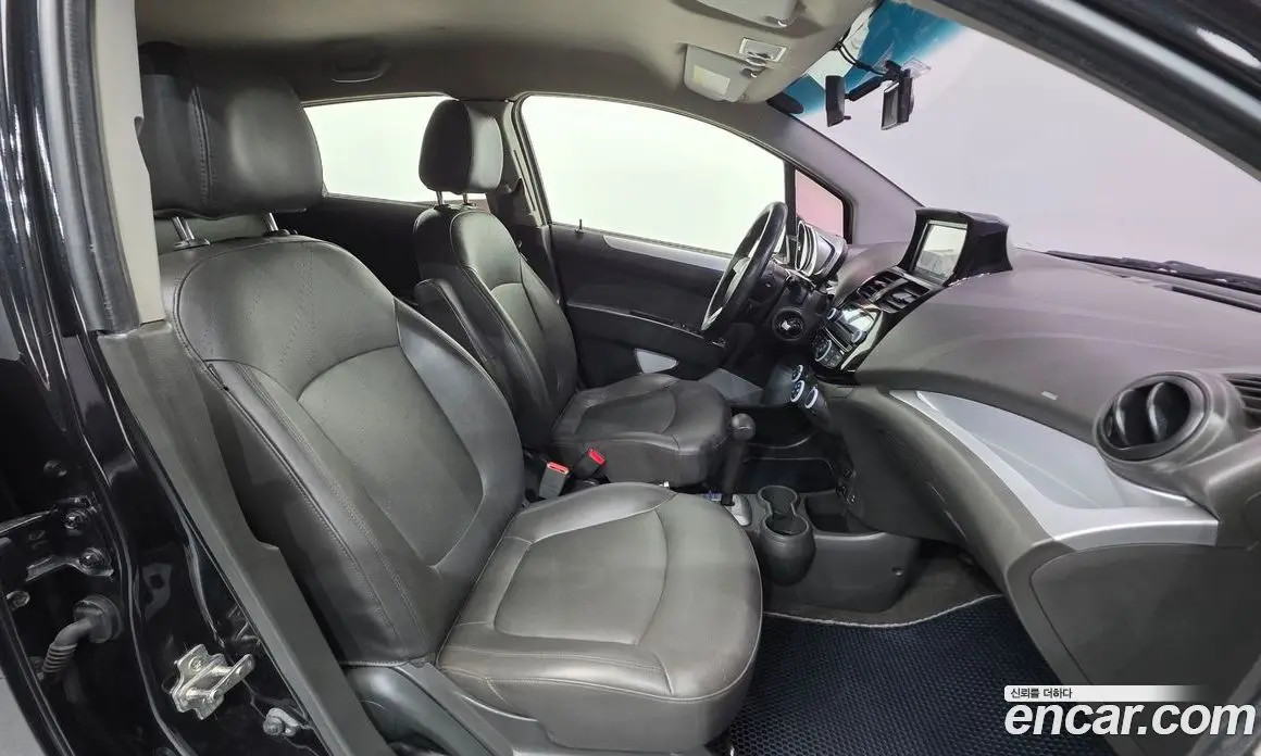 Chevrolet Spark 2014 1.0 автомат (гидро), фото 13