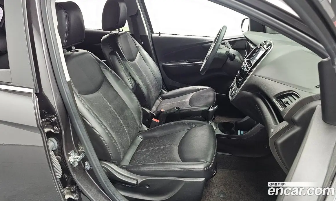 Chevrolet Spark 2016 1.0 автомат (гидро), фото 16