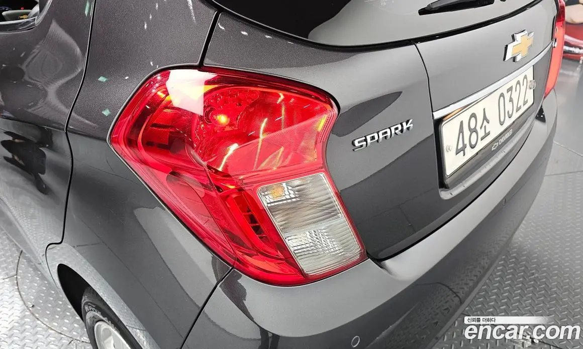 Chevrolet Spark 2016 1.0 автомат (гидро), фото 9