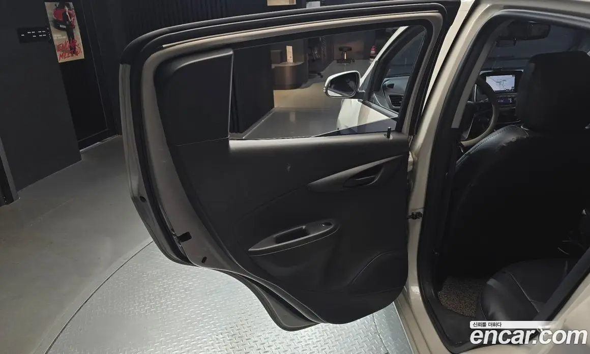 Chevrolet Spark 2016 1.0 автомат (гидро), фото 15