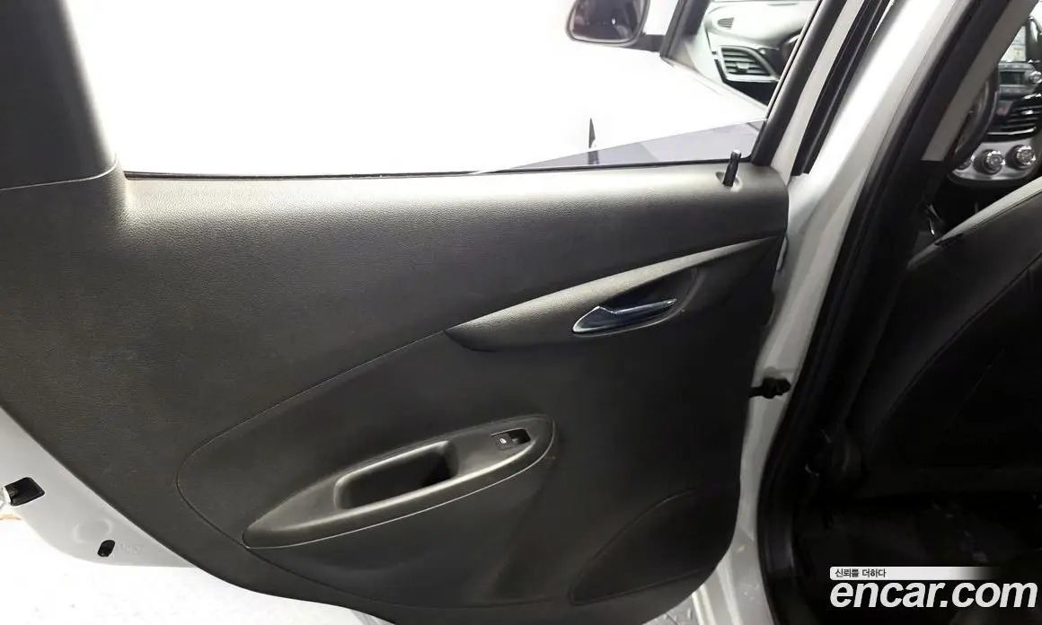 Chevrolet Spark 2018 1.0 автомат (гидро), фото 15 Chevrolet Spark 2018 1.0 автомат (гидро), фото 15