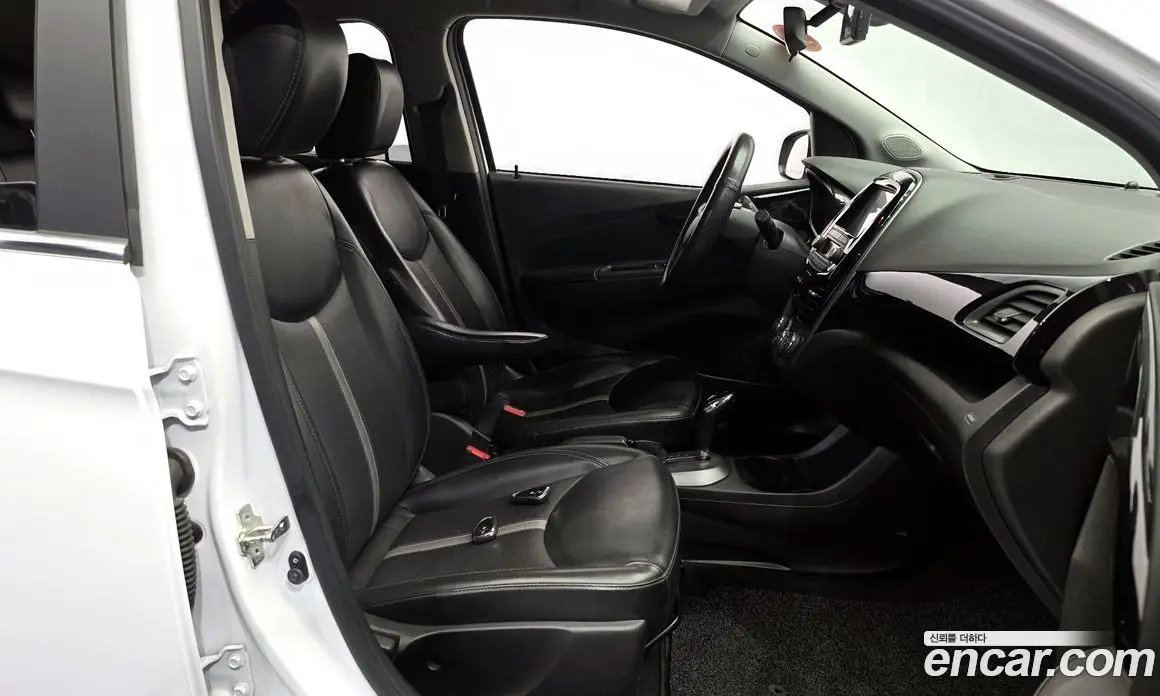 Chevrolet Spark 2018 1.0 автомат (гидро), фото 16 Chevrolet Spark 2018 1.0 автомат (гидро), фото 16