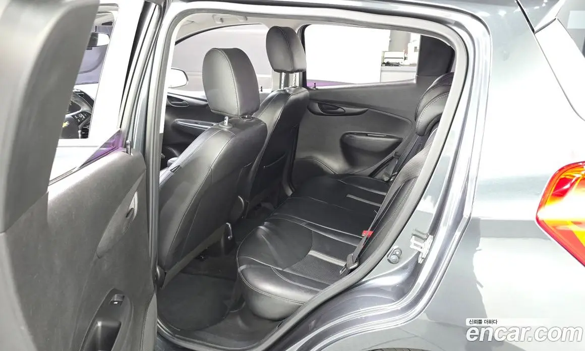 Chevrolet Spark 2018 1.0 автомат (гидро), фото 17