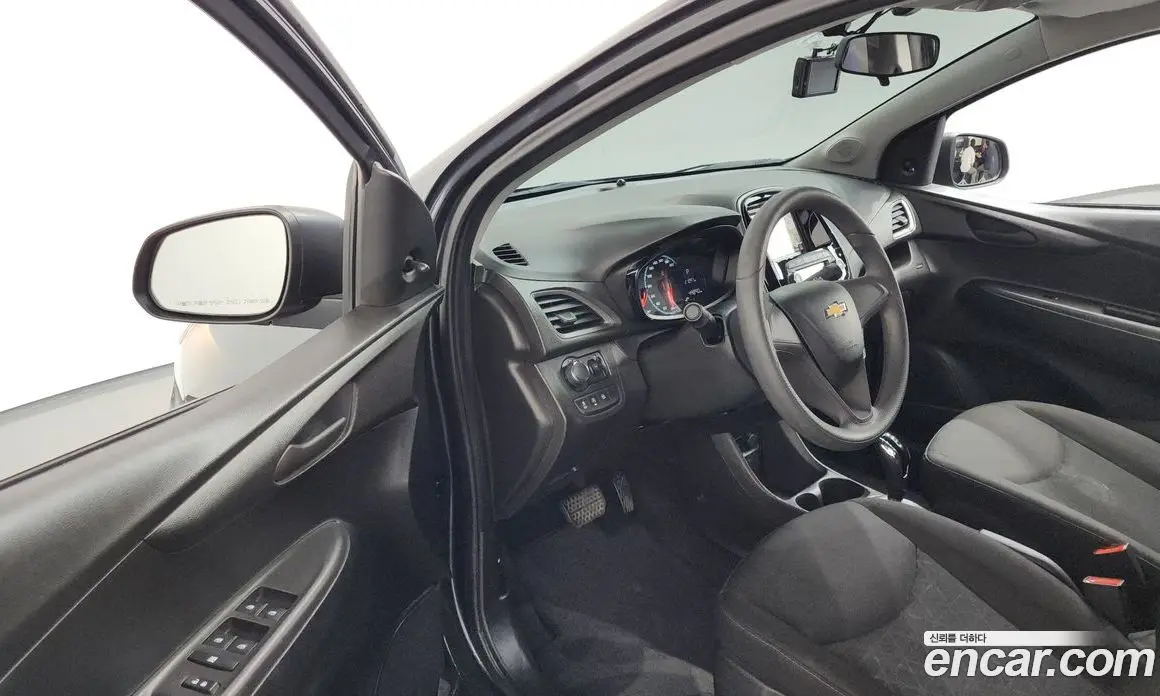 Chevrolet Spark 2019 1.0 автомат (гидро), фото 13