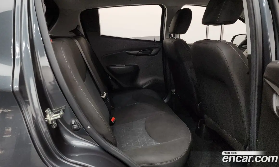 Chevrolet Spark 2019 1.0 автомат (гидро), фото 17