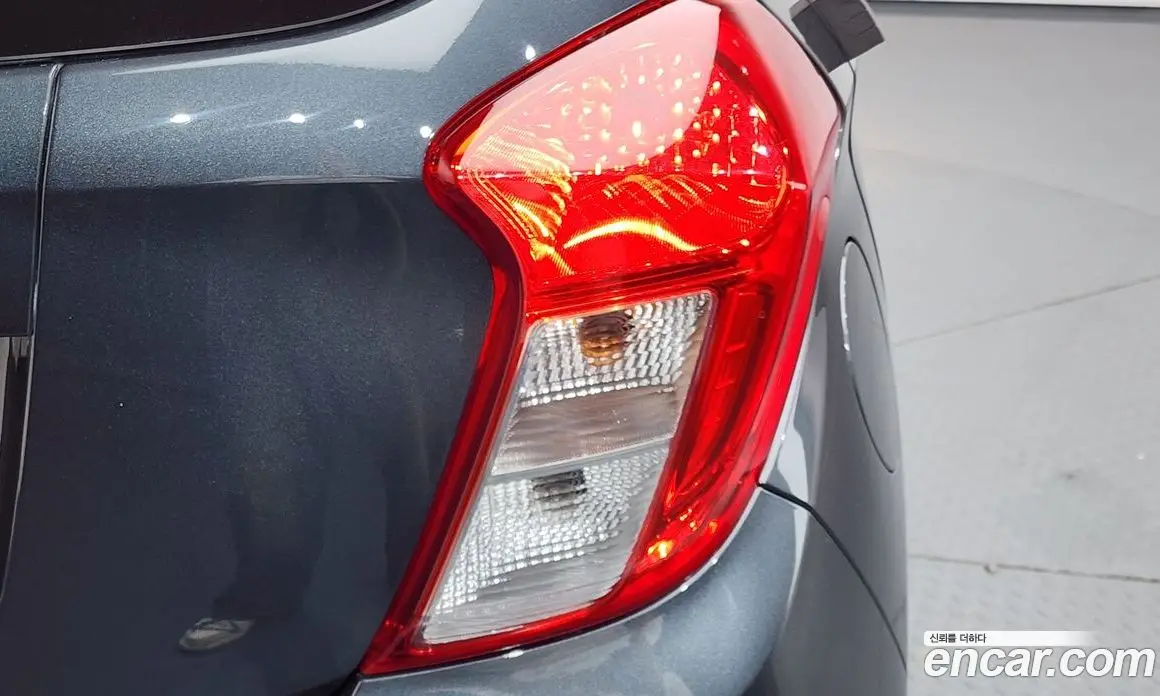 Chevrolet Spark 2019 1.0 автомат (гидро), фото 9