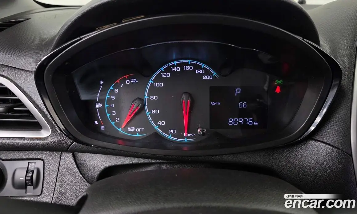 Chevrolet Spark 2019 1.0 автомат (гидро), фото 11