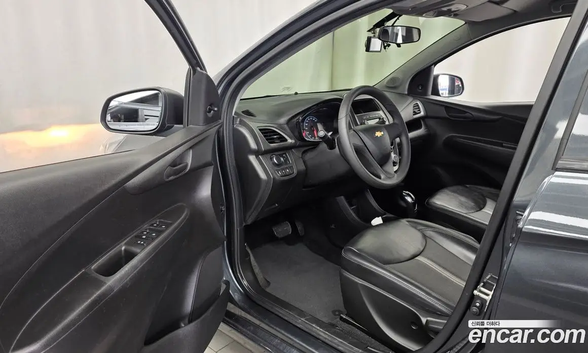 Chevrolet Spark 2019 1.0 автомат (гидро), фото 13