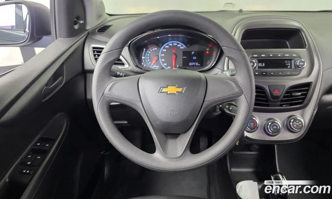 Chevrolet Spark 2019 1.0 автомат (гидро), фото 19