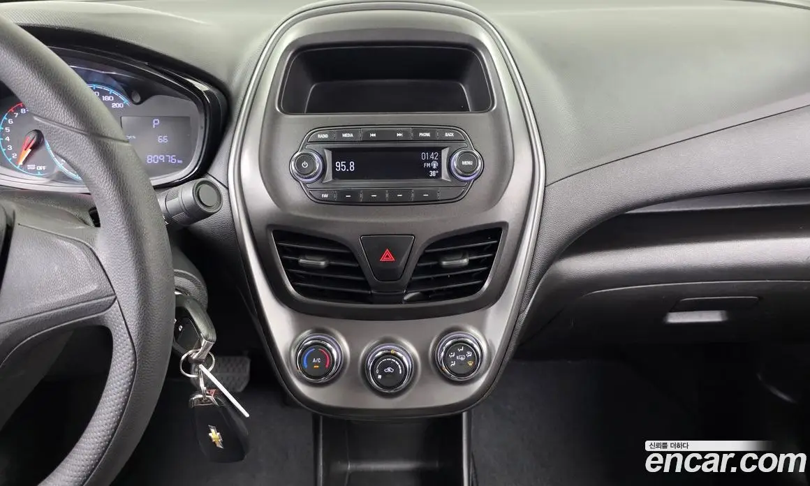 Chevrolet Spark 2019 1.0 автомат (гидро), фото 20
