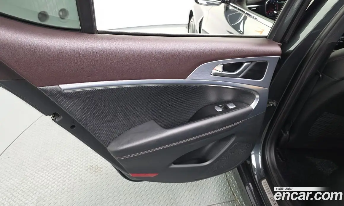 Genesis G70 2018 2.0 автомат (гидро), фото 15