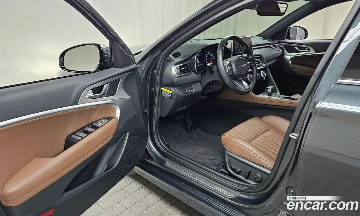 Genesis G70 2018 2.0 автомат (гидро), фото 13 Genesis G70 2018 2.0 автомат (гидро), фото 13