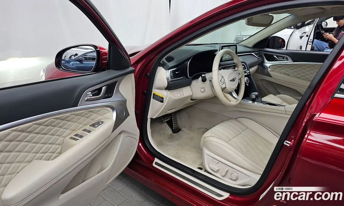 Genesis G70 2018 3.3 автомат (гидро), фото 13 Genesis G70 2018 3.3 автомат (гидро), фото 13