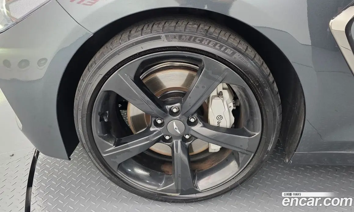 Genesis G70 2018 3.3 автомат (гидро), фото 5 Genesis G70 2018 3.3 автомат (гидро), фото 5